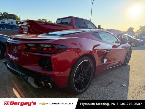 Used 2021 Chevrolet Corvette Stingray Coupe w/ 1LT RWD image 6