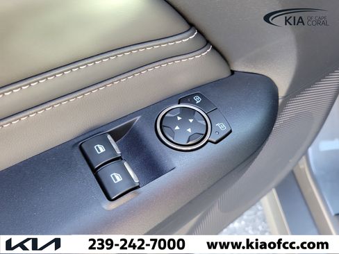 Used 2025 Ford Mustang GT Premium RWD image 22