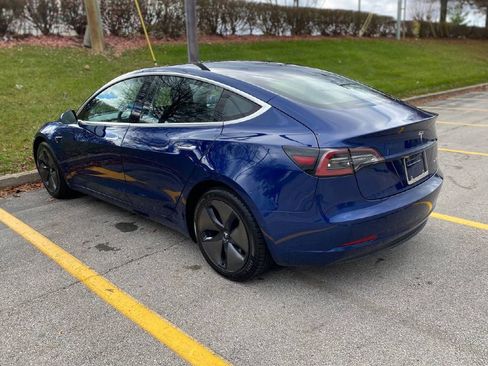 Used 2018 Tesla Model 3 image 4