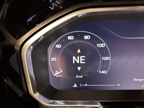 New 2026 GMC Sierra 3500 SLT w/ SLT Convenience Package image 12