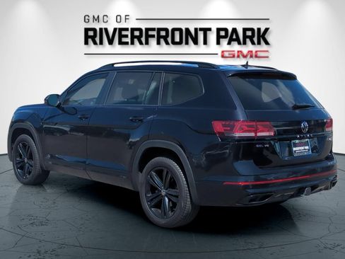 Used 2023 Volkswagen Atlas SEL R-Line AWD/4WD image 5