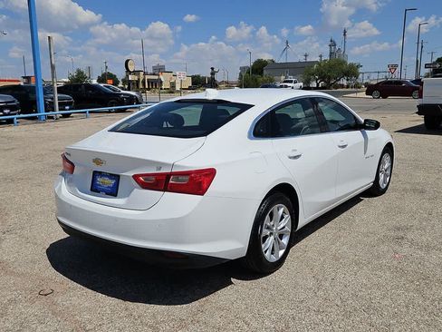 Used 2025 Chevrolet Malibu LT FWD image 8