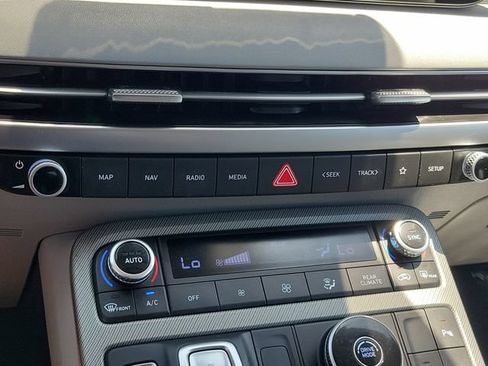 Used 2024 Hyundai Palisade SEL FWD image 12