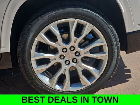 Used 2024 GMC Acadia Denali w/ Super Cruise Package FWD image 39
