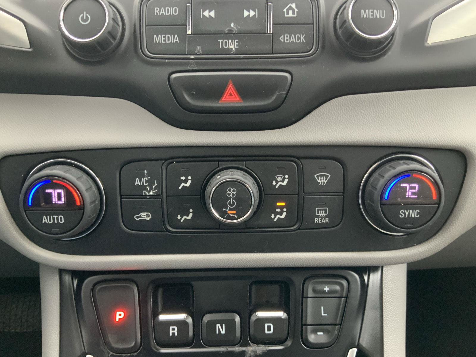 Used 2018 GMC Terrain SLT w/ Preferred Package FWD image 39