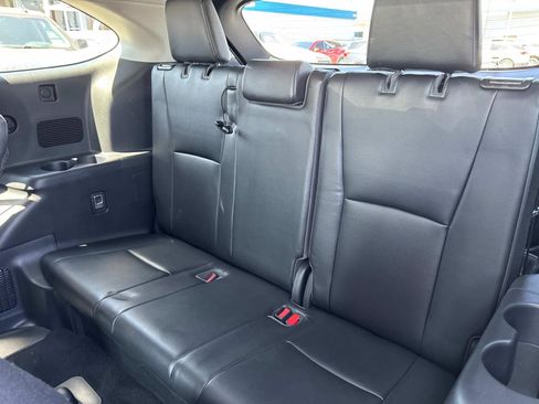 Used 2022 Toyota Highlander XLE image 21