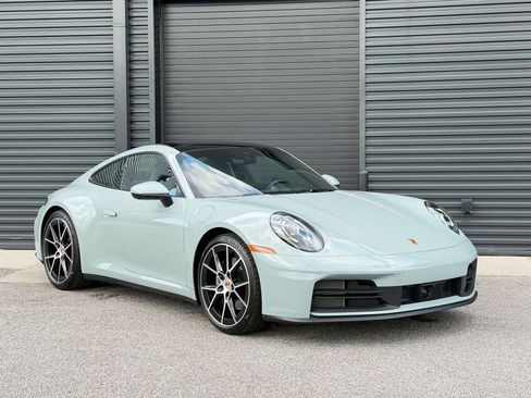 Certified 2025 Porsche 911 Carrera RWD image 25