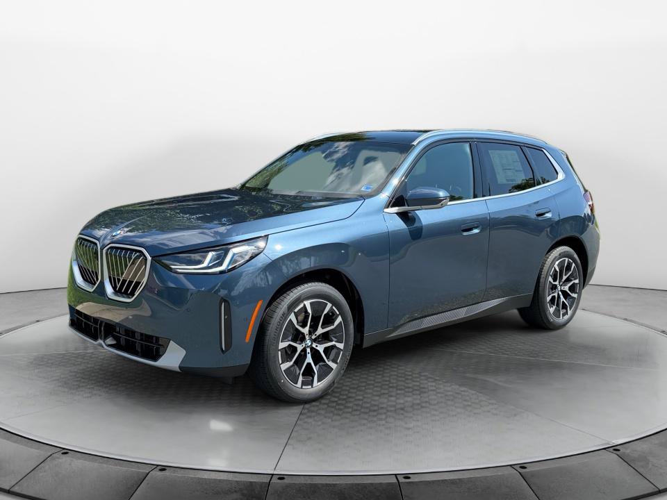 New 2026 BMW X3 xDrive30i w/ Premium Package AWD/4WD image 3