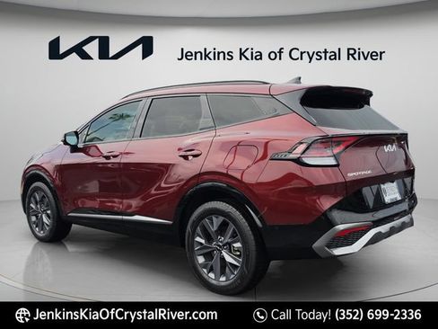 Certified 2023 Kia Sportage SX Prestige AWD/4WD image 11