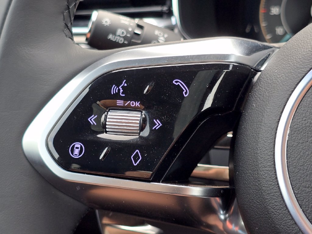 New 2026 Jaguar F-PACE R-Dynamic S AWD/4WD image 17