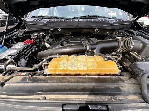 Used 2018 Ford F150 Raptor w/ Equipment Group 802A Luxury image 10