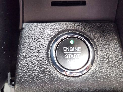 Used 2020 Ford F150 Lariat w/ Equipment Group 502A Luxury AWD/4WD image 18