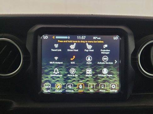Used 2018 Jeep Wrangler Unlimited Sahara AWD/4WD image 25