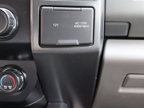 Used 2022 Ford F250 XLT w/ Black Appearance Package AWD/4WD image 29