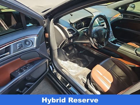 Used 2018 Lincoln MKZ Reserve w/ Technology Package FWD image 10