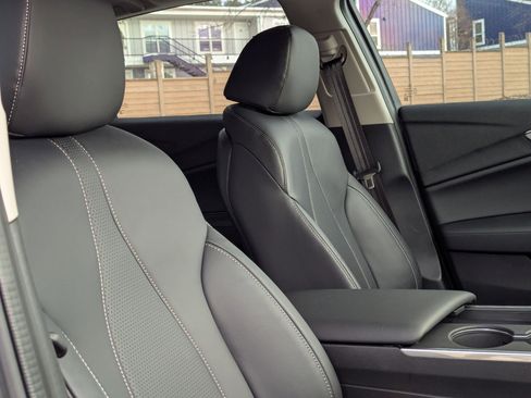 Certified 2025 Acura TLX w/ Technology Package image 30