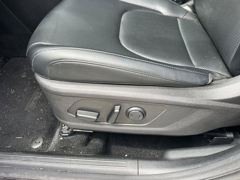 Certified 2023 Kia Sportage EX image 18