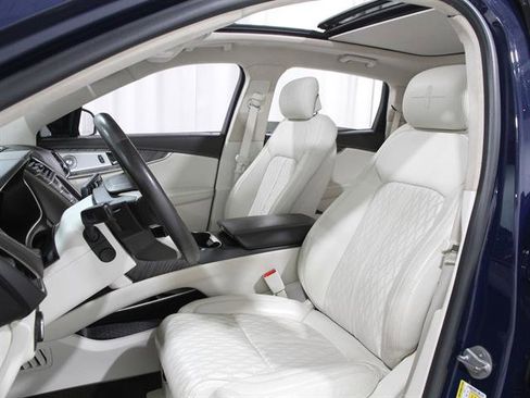 Used 2019 Lincoln Nautilus Black Label image 6