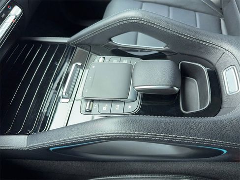 Used 2022 Mercedes-Benz GLE 350 w/ AMG Line Exterior image 34