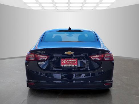 Used 2022 Chevrolet Malibu LT FWD image 6