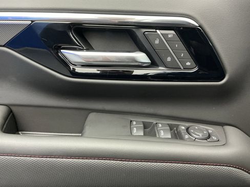 New 2026 Chevrolet Suburban RST w/ Comfort Package AWD/4WD image 10