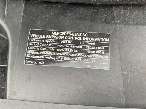 Used 2024 Mercedes-Benz Sprinter 3500 image 72