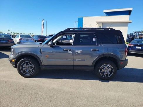 Used 2024 Ford Bronco Sport Badlands image 3