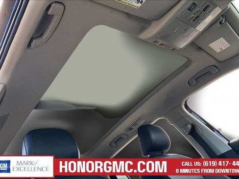 Used 2020 Volkswagen Tiguan SEL image 25