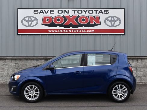 Used 2013 Chevrolet Sonic LT w/ Wheels and Fog Lamp Package FWD image 4