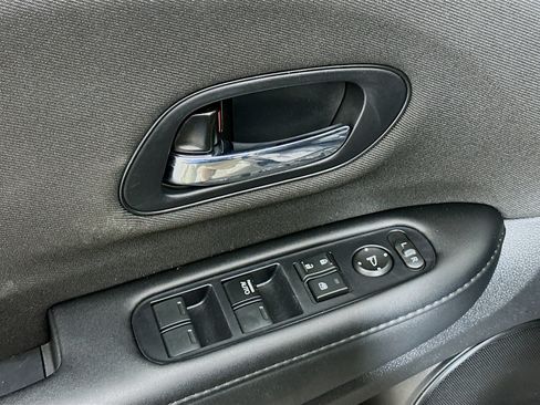 Used 2022 Honda HR-V Sport image 15