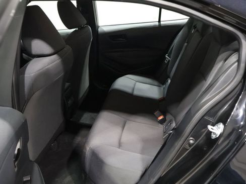 Used 2025 Toyota Corolla LE image 16