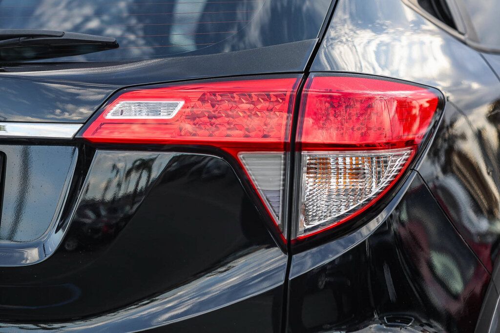 Used 2019 Honda HR-V LX image 23