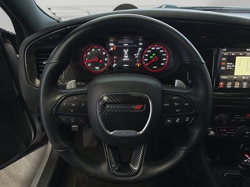 Used 2017 Dodge Charger R/T image 12