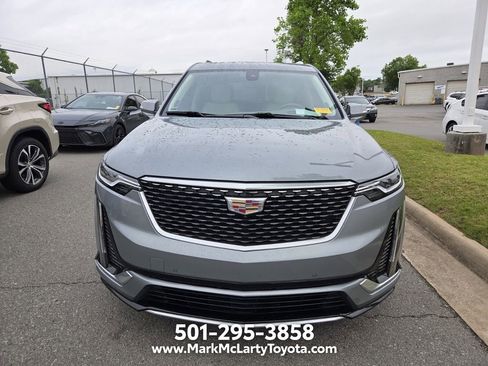Used 2024 Cadillac XT6 Premium Luxury w/ Technology Package FWD image 2