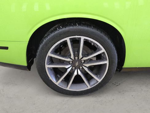 Used 2023 Dodge Challenger R/T image 9