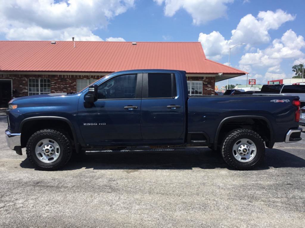 Used 2020 Chevrolet Silverado 2500 W/T w/ WT Safety Package AWD/4WD image 2