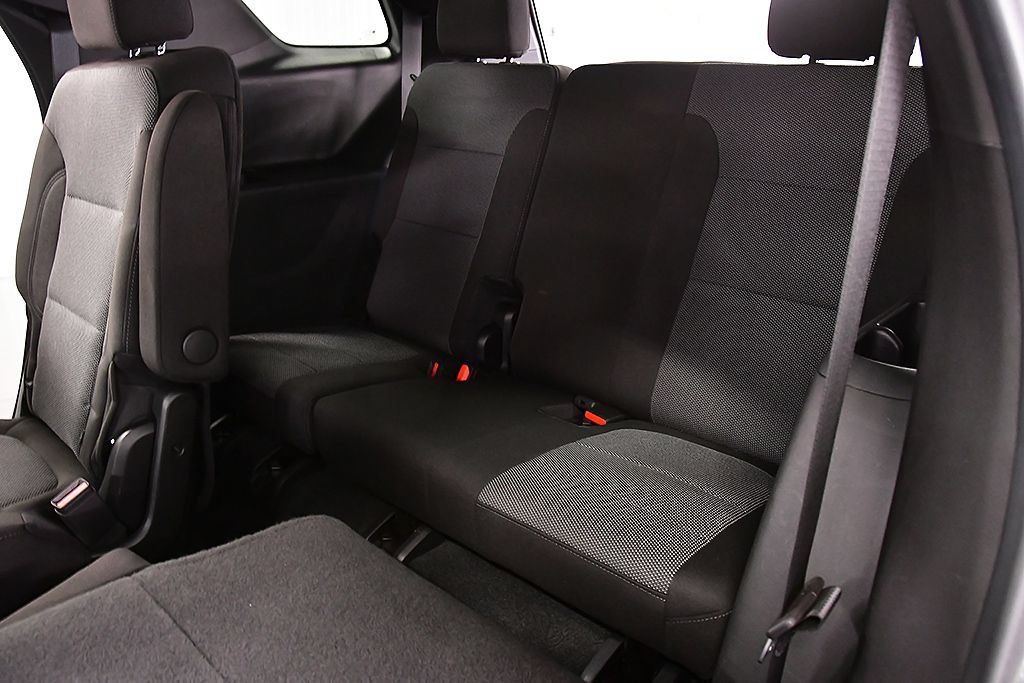 Used 2023 Chevrolet Traverse LT AWD/4WD image 30