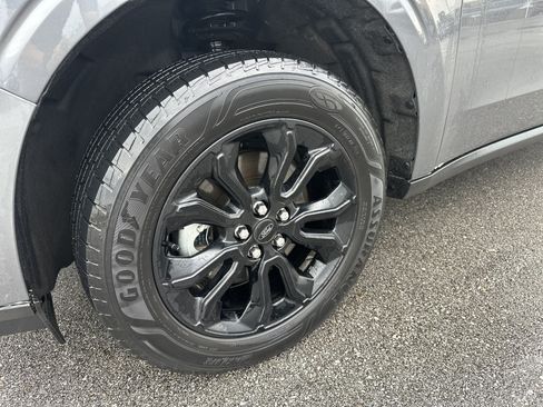 Used 2023 Ford Maverick XLT w/ XLT Luxury Package FWD image 8