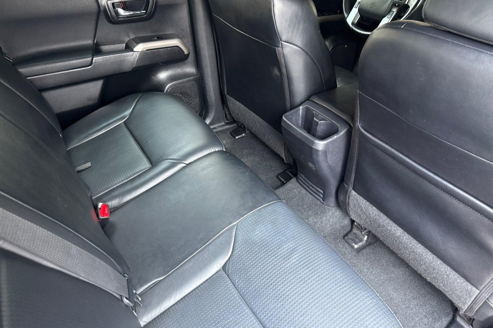 Used 2019 Toyota Tacoma TRD Off-Road AWD/4WD image 16