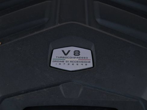 Used 2021 Lamborghini Urus AWD/4WD image 70