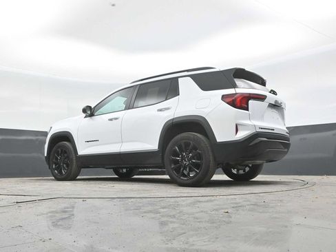 Used 2026 GMC Terrain Elevation w/ Black Edition AWD/4WD image 40