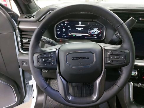 New 2026 GMC Sierra 2500 Denali Ultimate AWD/4WD image 17