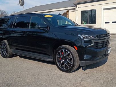 Used 2022 Chevrolet Suburban RST w/ Sport Performance Package