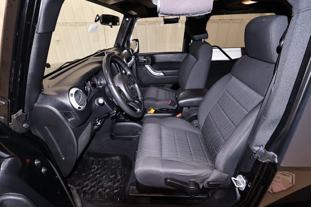 Used 2012 Jeep Wrangler Sahara w/ Dual Top Group AWD/4WD image 11