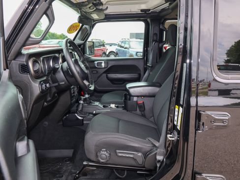 Used 2019 Jeep Wrangler Unlimited Sport S AWD/4WD image 11
