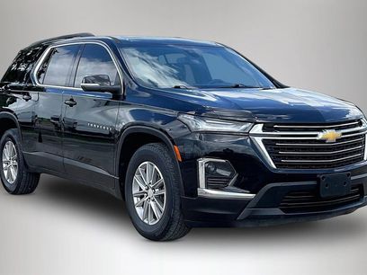 Used 2023 Chevrolet Traverse LT