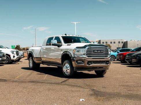 Used 2023 RAM 3500 Limited AWD/4WD image 1