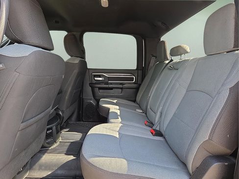 Used 2024 RAM 2500 Big Horn AWD/4WD image 10