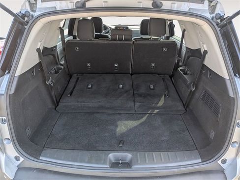 Certified 2024 Nissan Pathfinder SV image 29