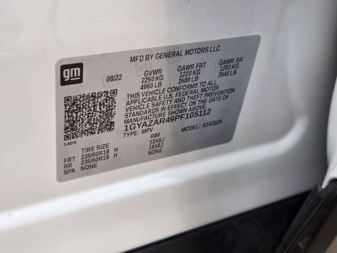 Certified 2023 Cadillac XT4 Luxury w/ Cold Weather Package image 29